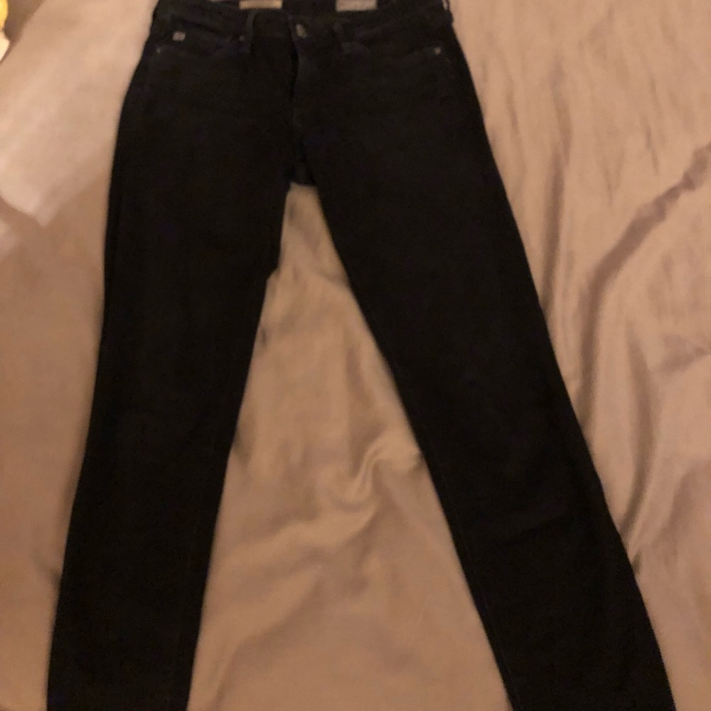 EUC AG “The Legging Ankle” super skinny Size 26R.